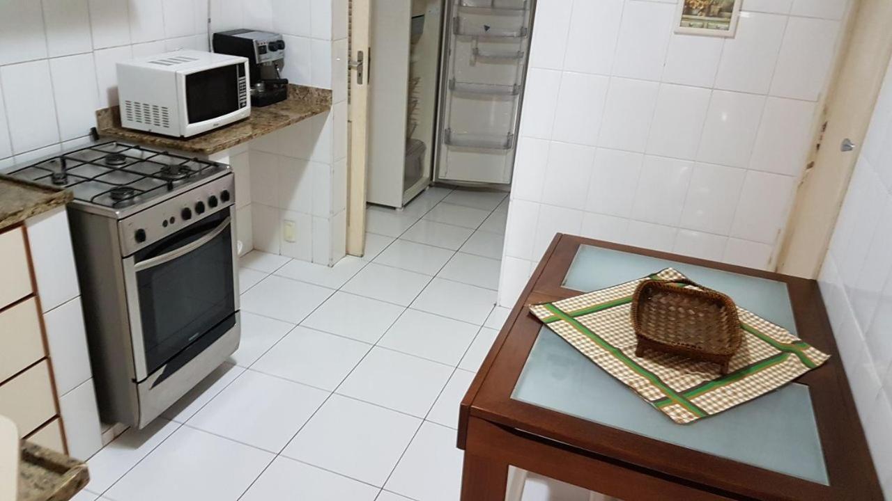 Real 218 - Two Bedrooms Three Minutes From The In Copacabana Rio de Janeiro